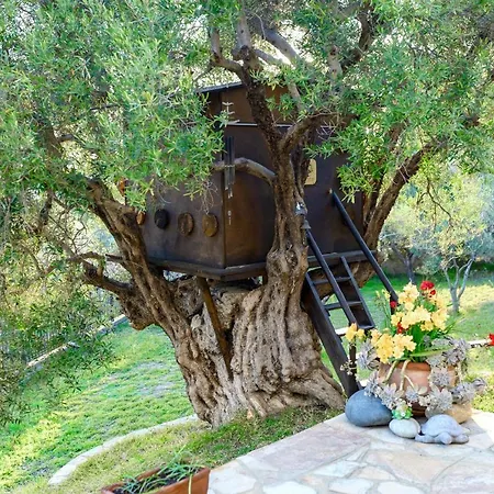 Apartmán Kastri Treehouse Nikiti (Sithonia)