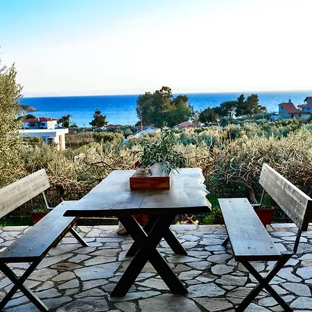 Kastri Treehouse