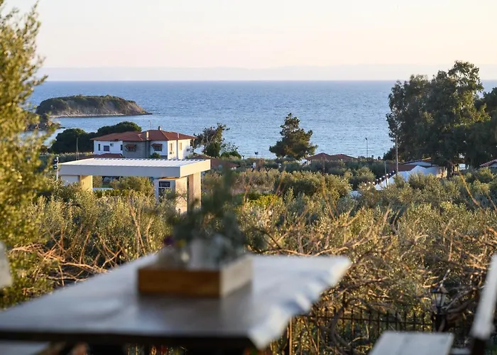 Kastri Treehouse Apartment Nikiti (Sithonia)